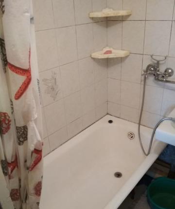     ( 2)