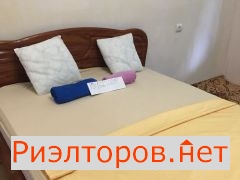      ( 3)