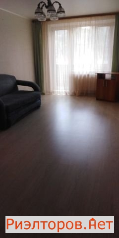       ( 4)