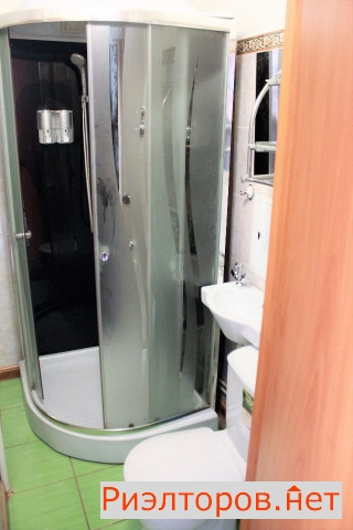       ( 4)