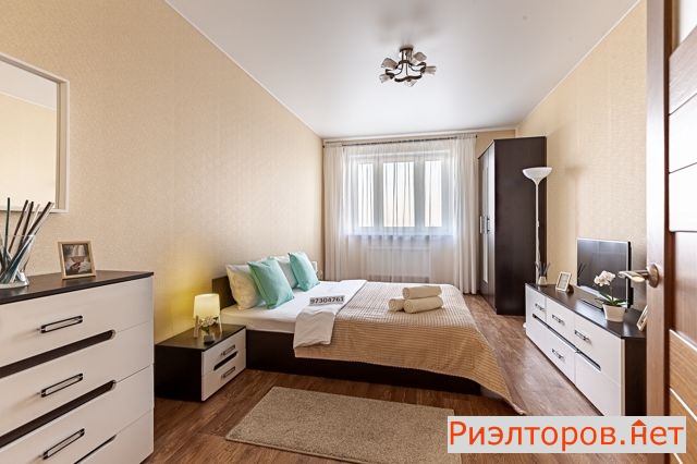      m-house ( 18)
