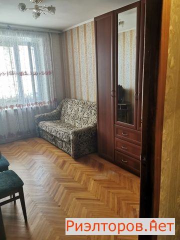     261 ( 15)