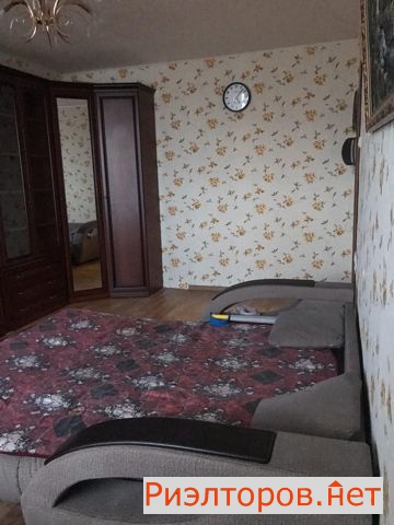     121 ( 3)