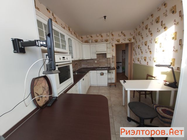 ������ �������� ����� ������������� 10�3 (���� �1)