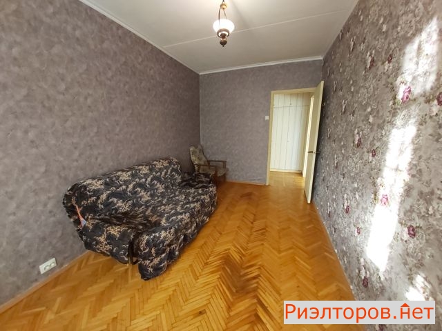 ������ �������� ����� ������������� 10�3 (���� �10)