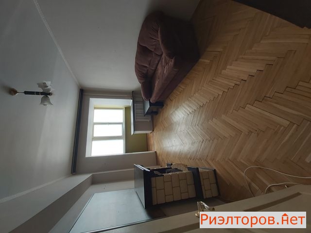 ������ �������� ����� ������������� 10�3 (���� �8)