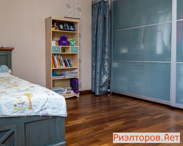 ������ �������� ��������� ����� 4�4 (���� �8)