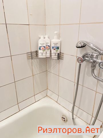     221 ( 10)
