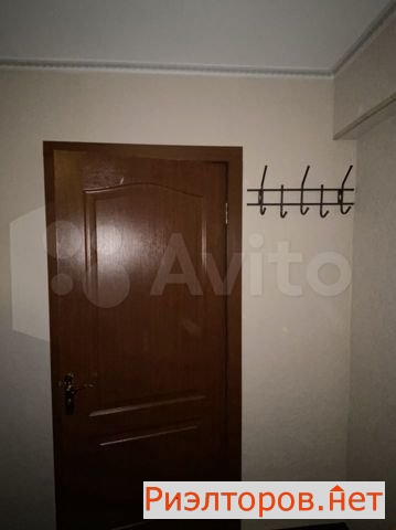     251 ( 33)