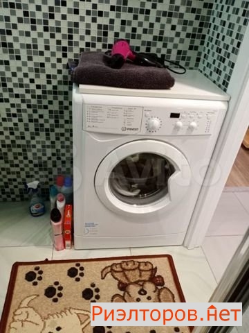     105 ( 8)