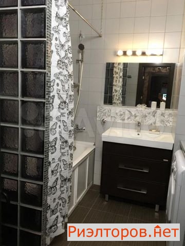     1 ( 19)