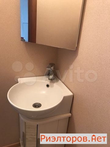   ( 4)