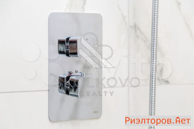 ����� �������� 1-� ����������������� ������ 22�2 (���� �18)