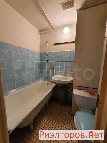     303 ( 15)