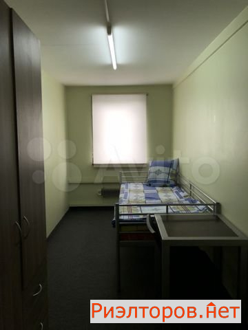       ( 4)