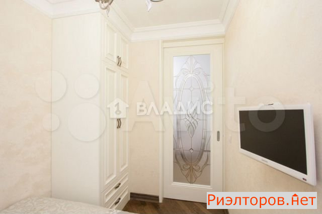 ������ �������� ����������� ���������� 10�3 (���� �15)