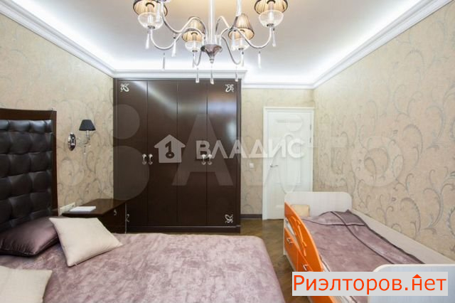 ������ �������� ����������� ���������� 10�3 (���� �10)