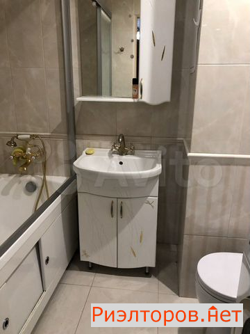     223 ( 20)
