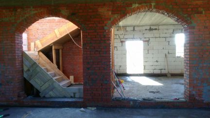 ������ ��� 9 ����� �� ��������� �-� �.�. ���������� �������� (���� �5)