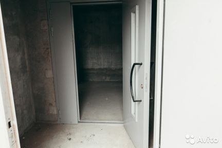       ( 4)
