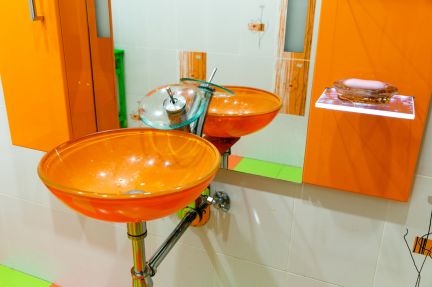 ����� ��� ��������� � ������� �� 18 �� �� ���� (���� �8)