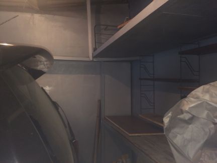         ( 4)