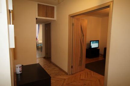 ����� �������� ��������� ��. �������-������������ �.18 20 (���� �7)