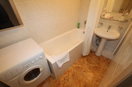 ����� �������� ��������� ��. �������-������������ �.18 20 (���� �8)