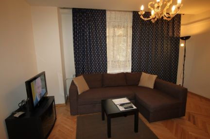 ����� �������� ��������� ��. �������-������������ �.18 20 (���� �12)