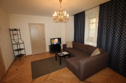 ����� �������� ��������� ��. �������-������������ �.18 20 (���� �13)