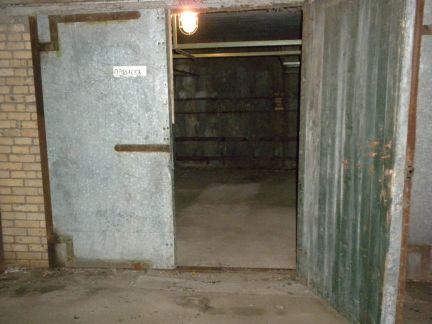    ( 2)