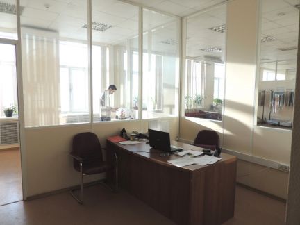 ����� ���� 220 � ����� ������������ 2-� ��������� ����� 2�2 (���� �4)