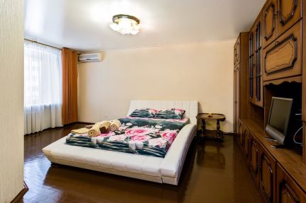 ����� �������� ��������� ����� ������� 6�2 ������� 1 (���� �7)