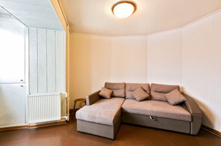 ����� �������� ��������� ����� ������� 6�2 ������� 1 (���� �9)