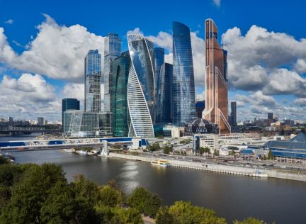 ������ ���� � ������-���� (���� �15)