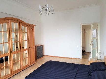 ����� �������� ��������� ������ 17 (���� �9)