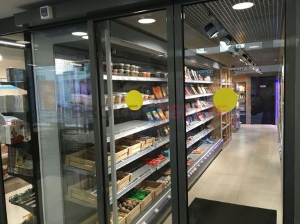      Etmia ( 3)