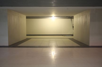      ( 4)