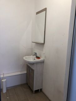    ( 2)