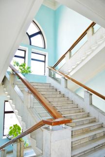 ����� ���� � �� orlikov plaza (���� �4)