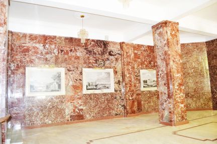 ����� ���� � �� orlikov plaza (���� �5)