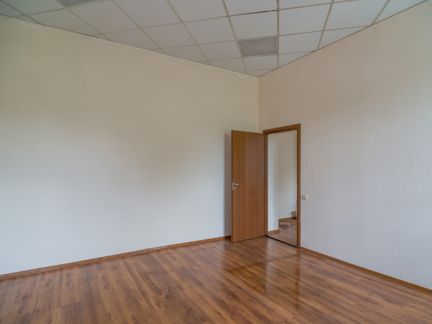       ( 2)
