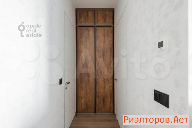 ����� �������� � �� Neva Towers (���� �11)