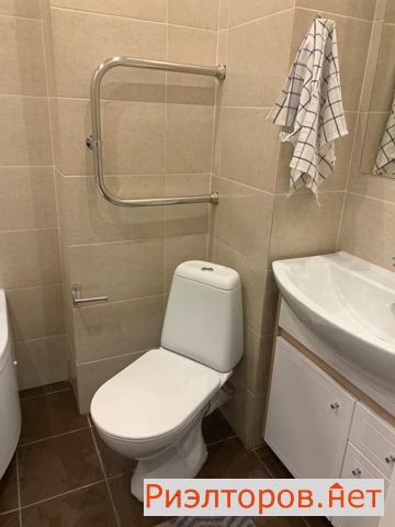 ����� �������� ����������� ����� 10�5 (���� �21)