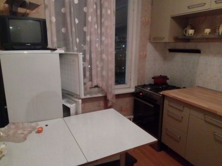 ����� �������� ���������� 10 � 1 (���� �5)
