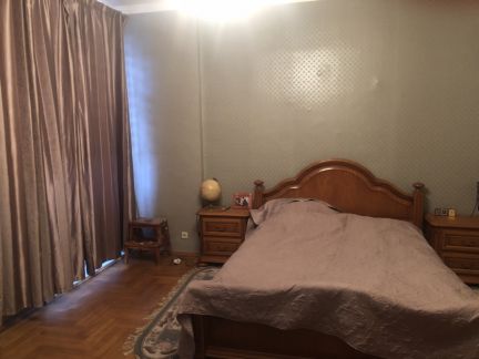 ����� �������� ����� �������� 8 1�2 (���� �5)