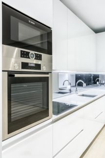������ ����������� � �� neva towers (���� �12)